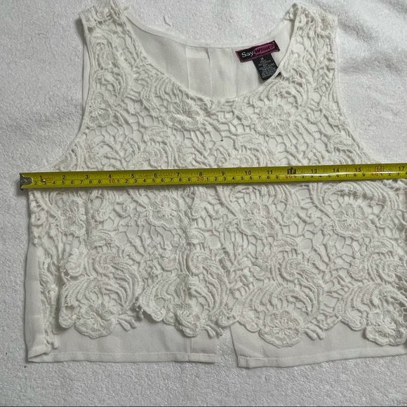 Say What ? Crop Top White Size M Embroidered Open sleeveless Slit Back - Picture 6 of 8